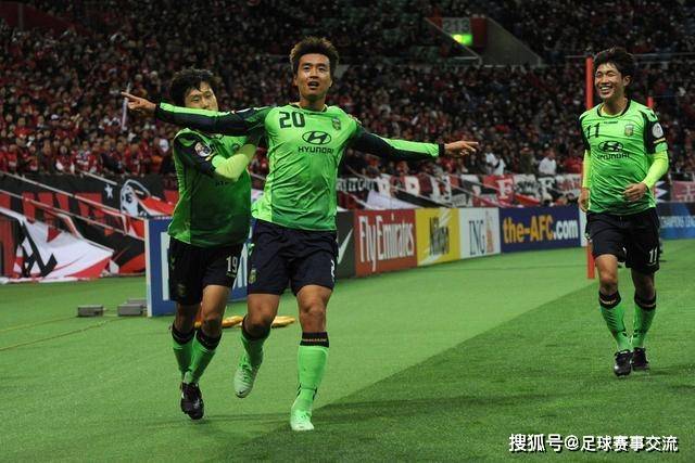 吉鲁联袂蒂亚戈·桑托斯，里尔2-0战胜昂热