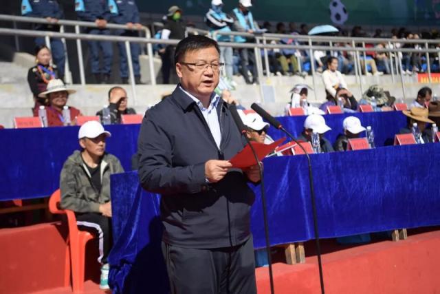 索博斯洛伊：我不拿两任主帅做比较